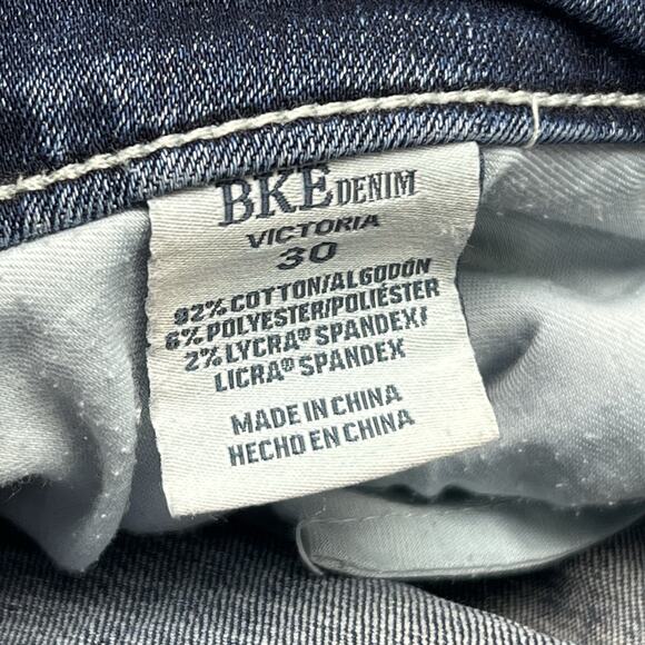 BKE Buckle Jeans Women's 30 Blue Victoria Universal Fit Mid Rise Stretch Cropped - Picture 10 of 12
